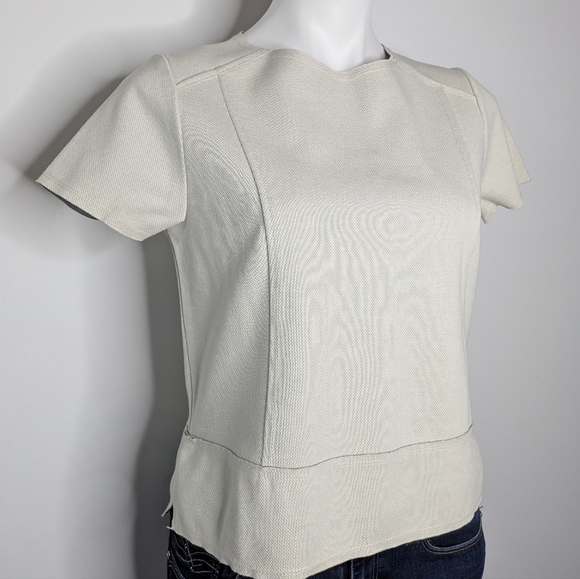 Banana Republic Off White Short Sleeve Structured Top S - Picture 3 of 7